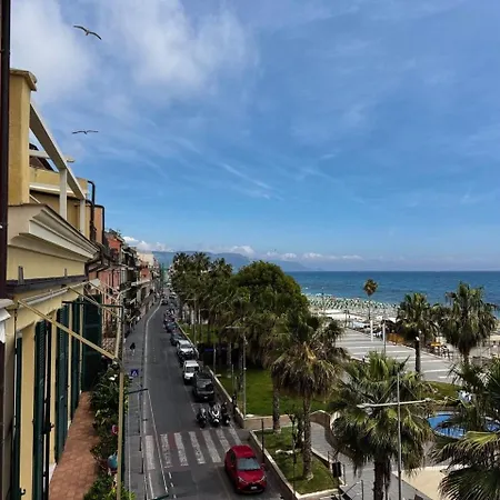 Riviera House Διαμέρισμα Loano