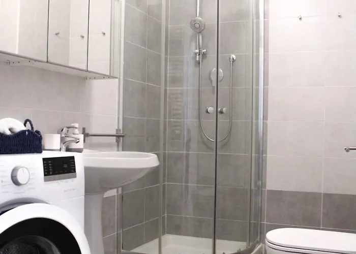 Riviera House Apartamento Loano